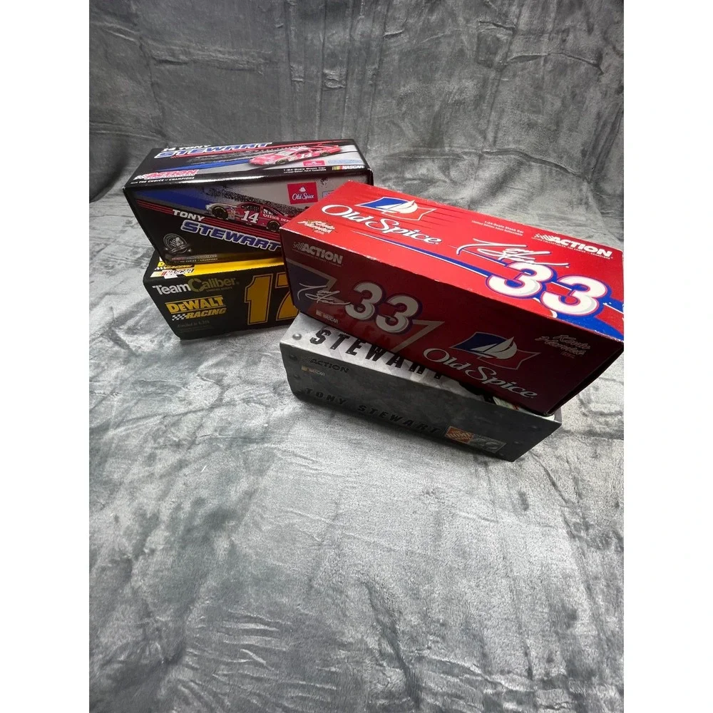 NASCAR 1:24 Diecast Tony Stewart Monte Carlo Matt Kenseth Collector Lot Of‎ 4